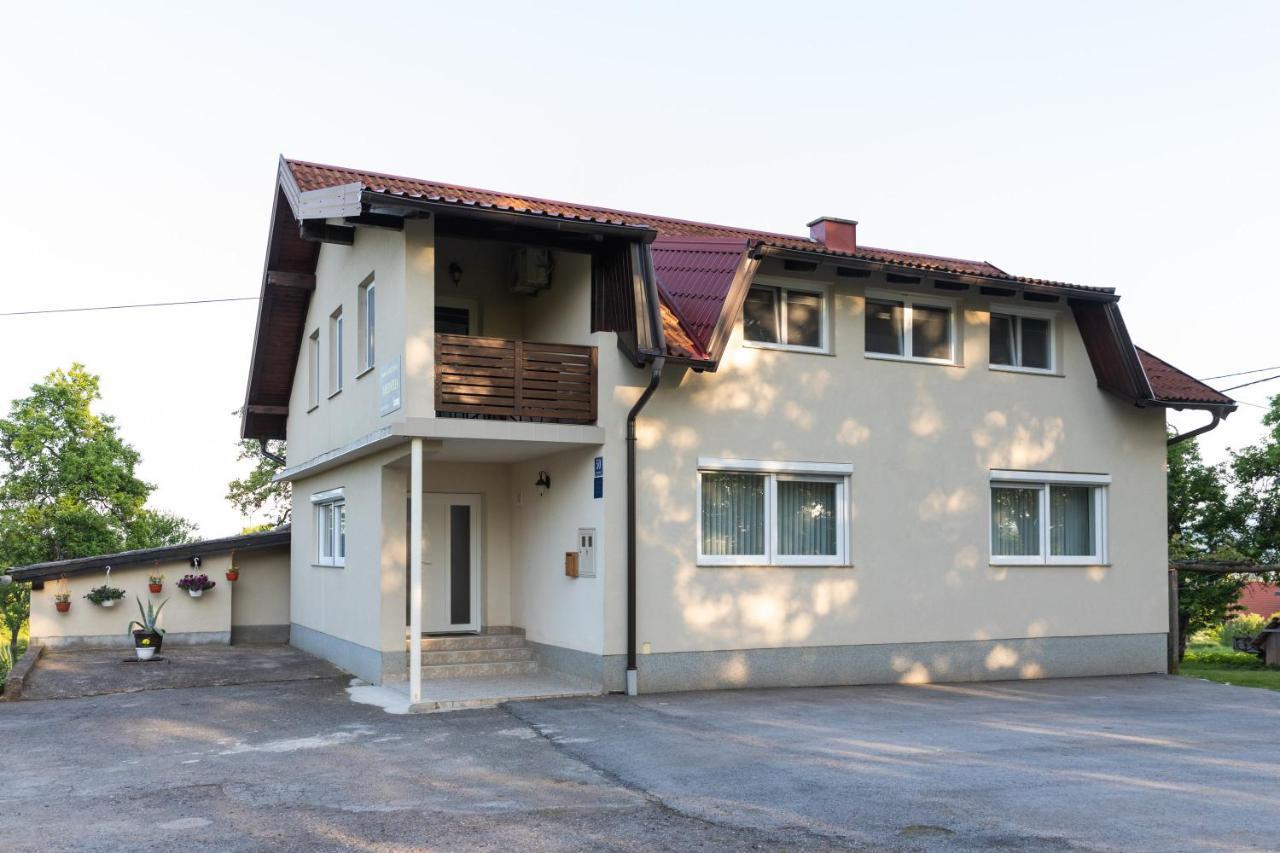 Apartman Medved Slunj Exterior foto